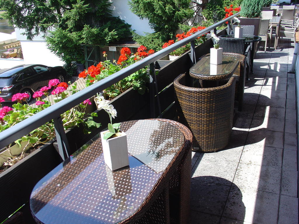 Hotel Haus Mowe Кохем Экстерьер фото